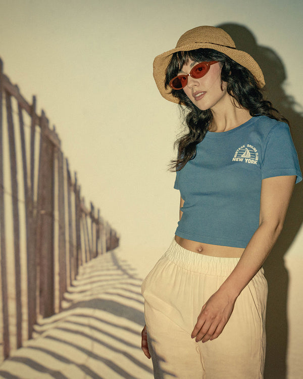 Junk Food Clothing Women's Montauk Sailing Club Baby Tee Deep Indigo