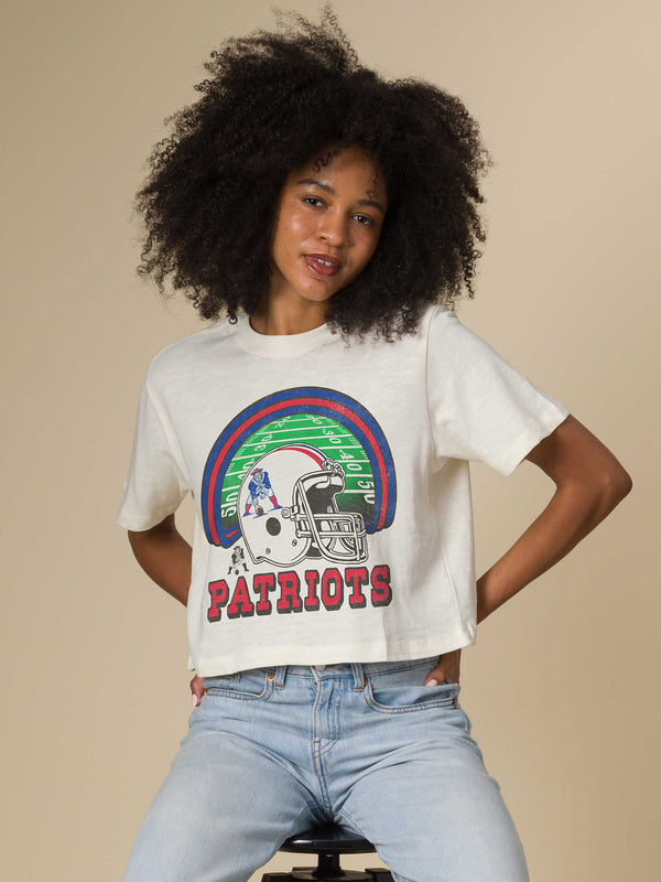 Junk Food Clothing Women's New England Patriots Game Time Mock Neck Crop Tee Vintage White