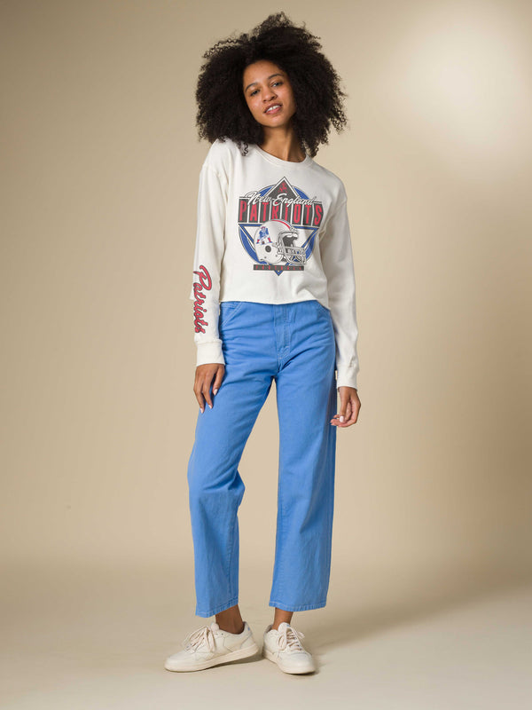 Junk Food Clothing Women's New England Patriots Helmet Crop Fleece Vintage White