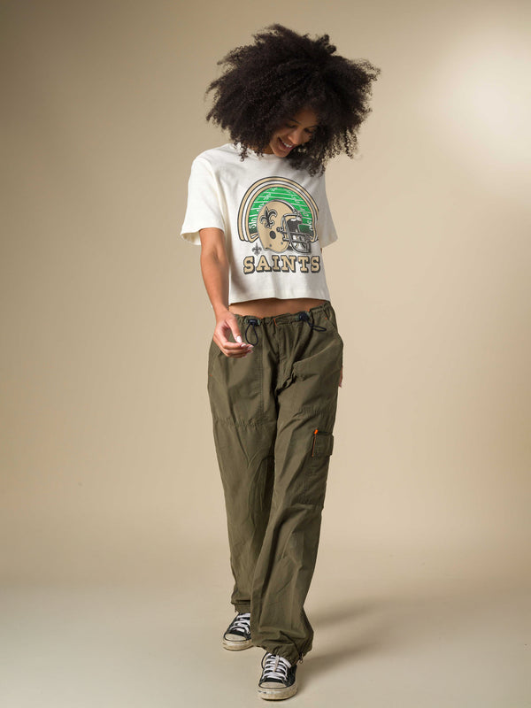 Junk Food Clothing Women's New Orleans Saints Game Time Mock Neck Crop Tee Vintage White