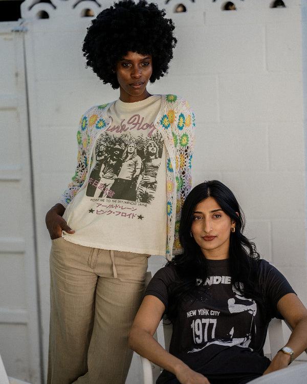 Junk Food Clothing Women's Pink Floyd Point Me To The Sky Vintage Tee Birch