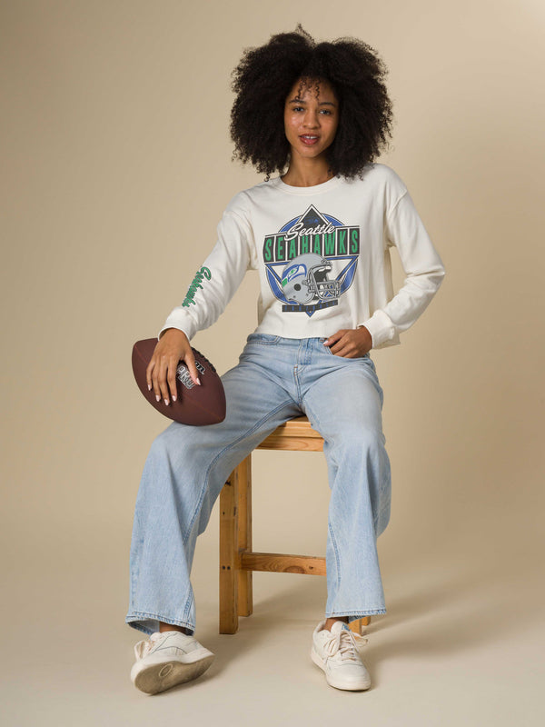 Junk Food Clothing Women's Seattle Seahawks Helmet Crop Fleece Vintage White