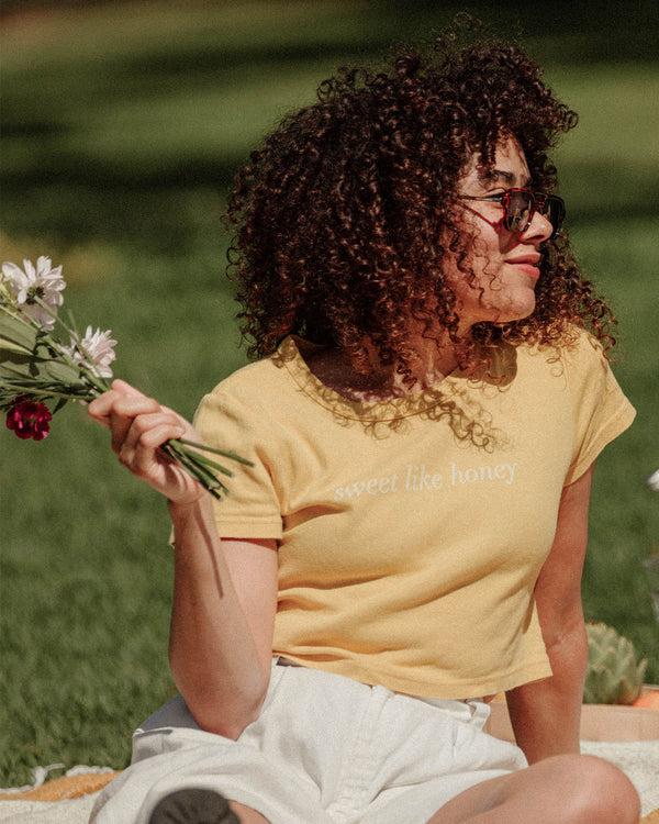 Junk Food Clothing Women's Sweet Like Honey Baby Tee Misted Yellow