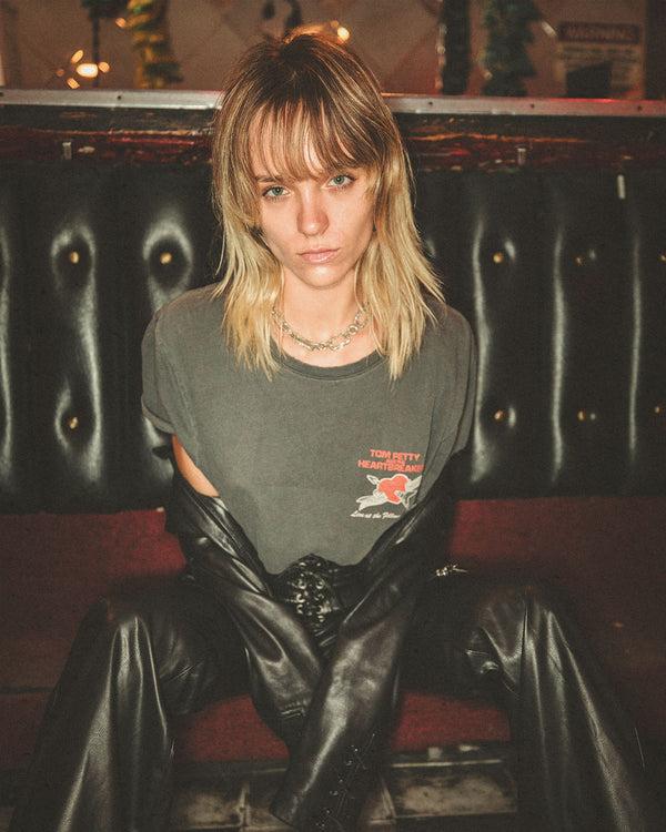 Junk Food Clothing Women's Tom Petty American Girl Vintage Tee Vintage Black