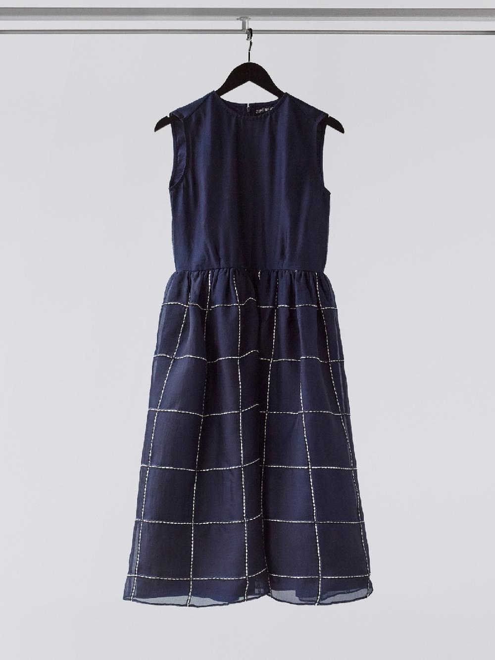 jupe by jackie Evy Dr. - Navy 100% silk organza Dresses