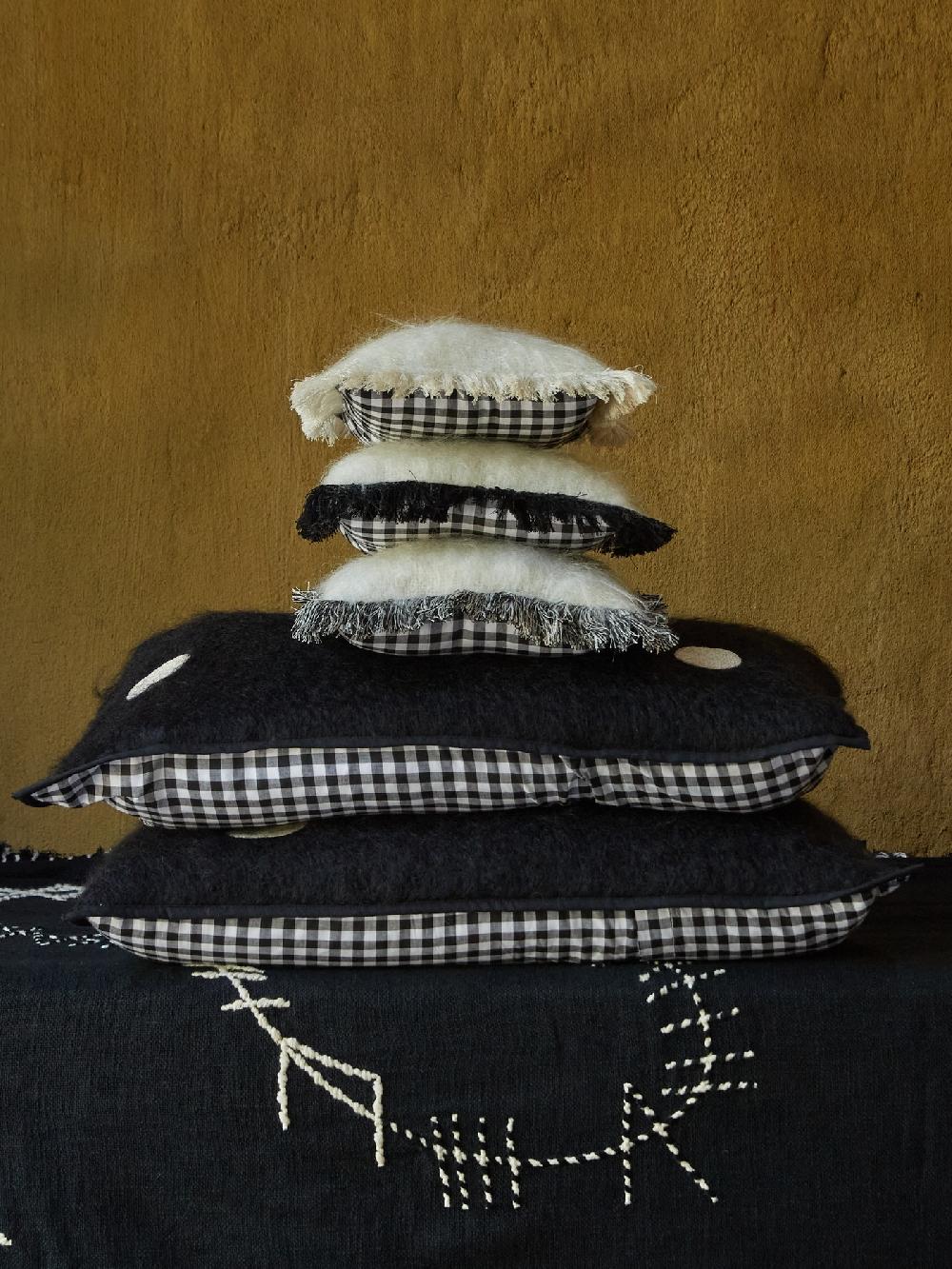 jupe by jackie Artha - (Off) White 100% mohair