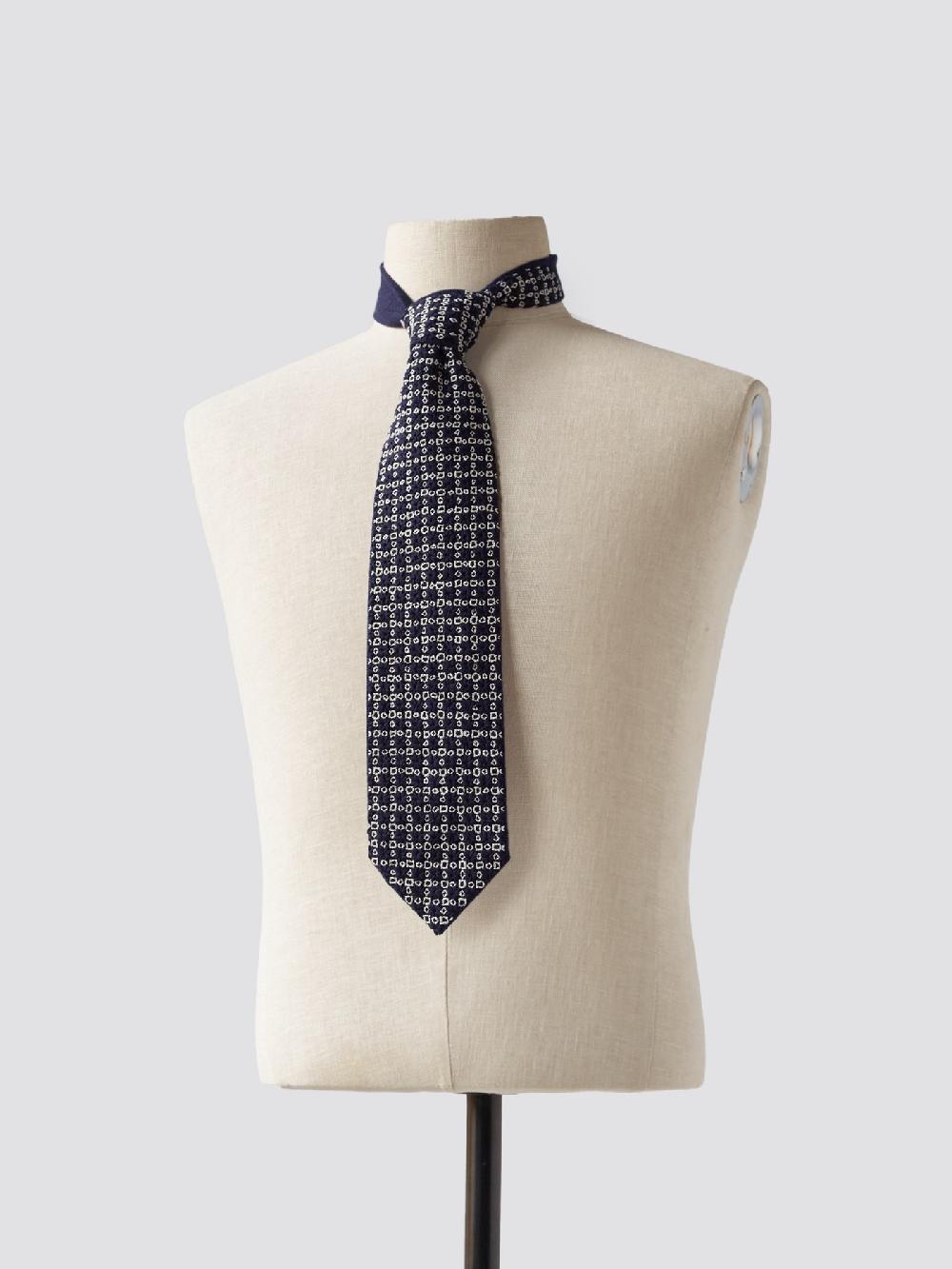 jupe by jackie Augarde - Navy 100% silk