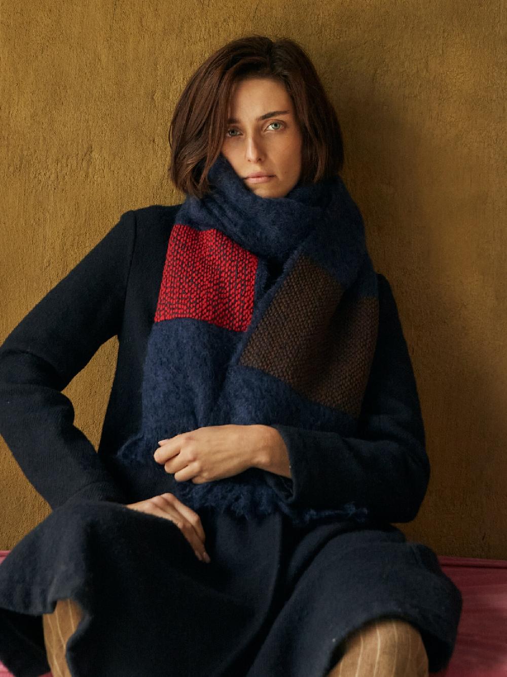 jupe by jackie Costa Sc - Navy 100% mohair