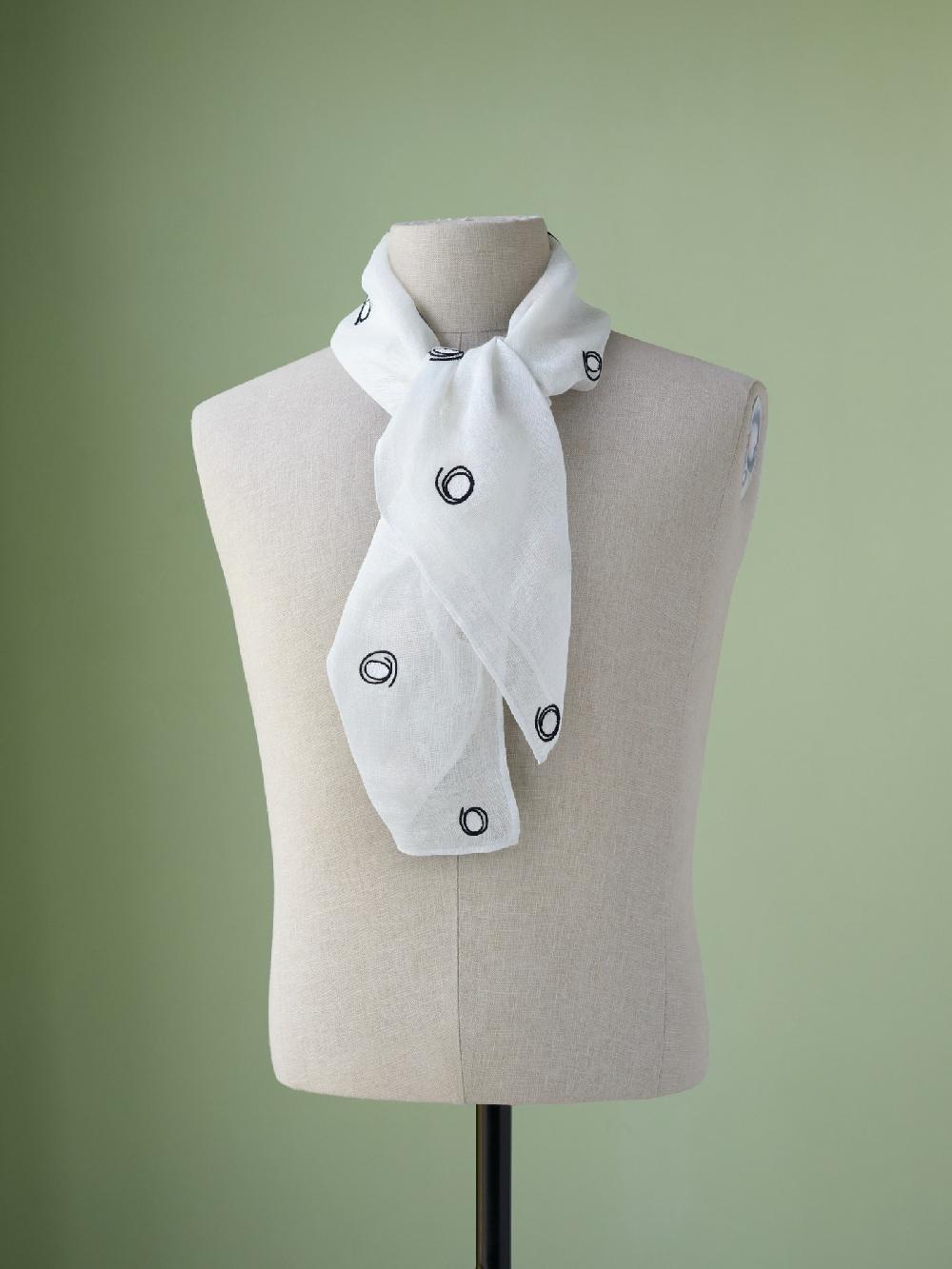 jupe by jackie Dauphins - (Off) White 100% linen Scarfs