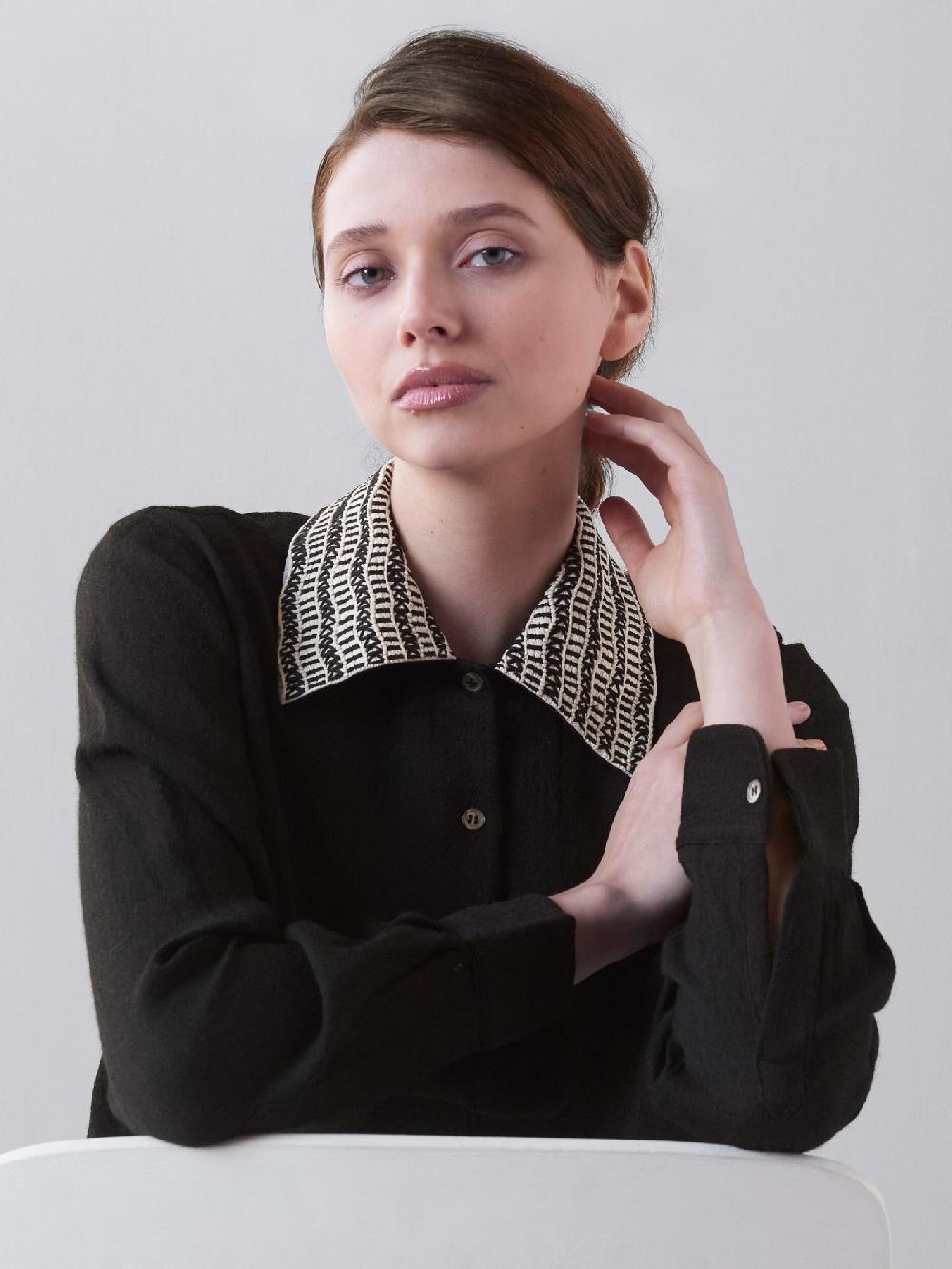Jupe By Jackie Heal - Black 100% Wool Tops+Shirts
