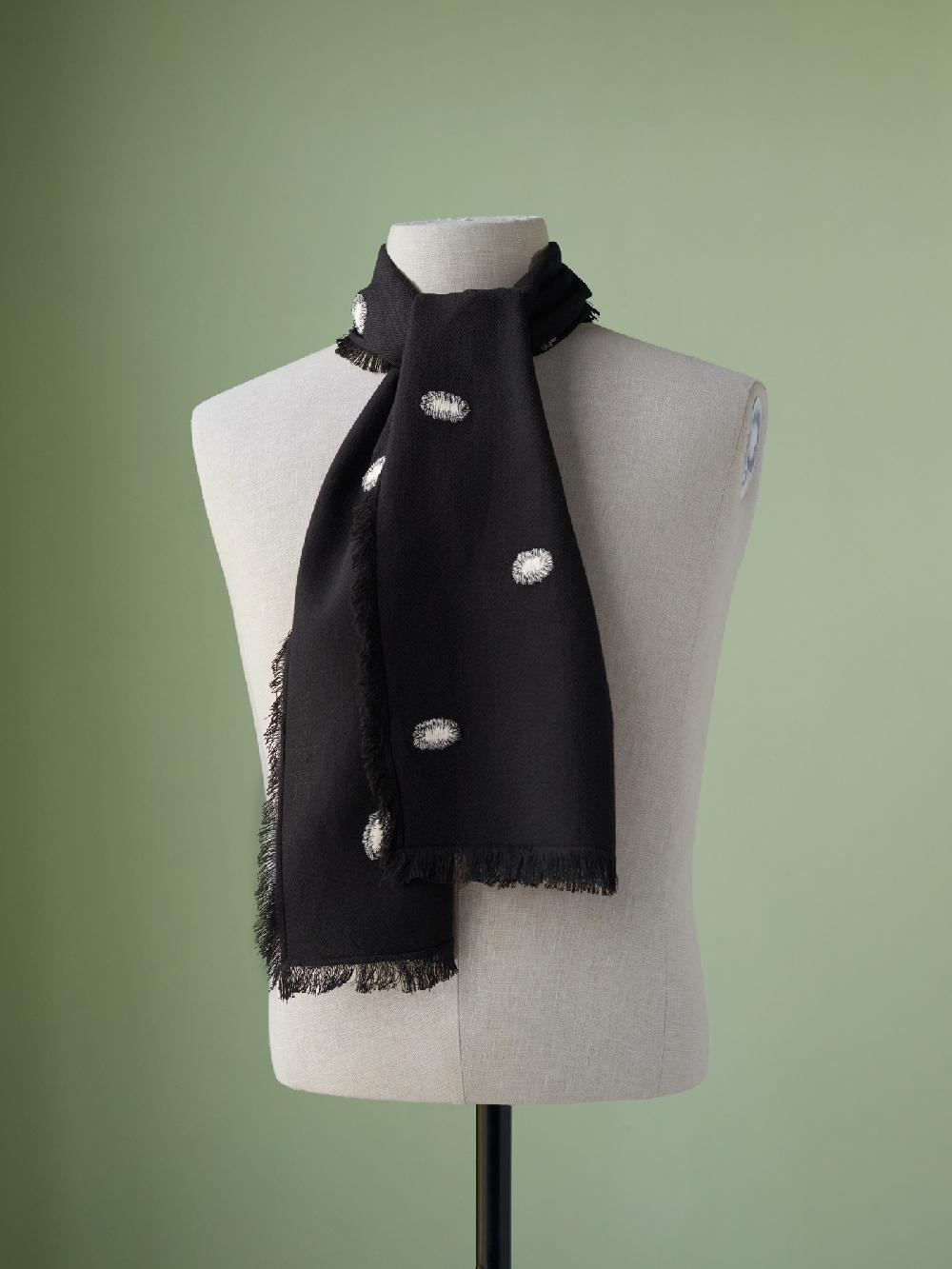 jupe by jackie Wicks on Wool - Black 100% wool Scarfs