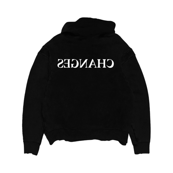 Justin Bieber Changes Hoodie