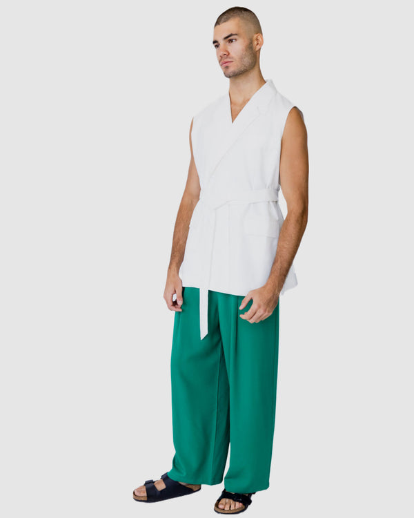 Justin Cassin Saint Longline Vest White