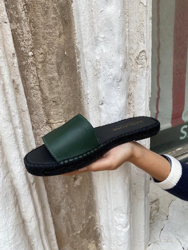 Jutelaune Forest Green Flats