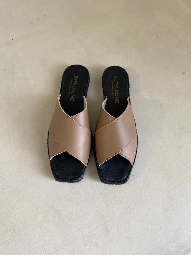 Jutelaune Rosalina Mocca Sandal