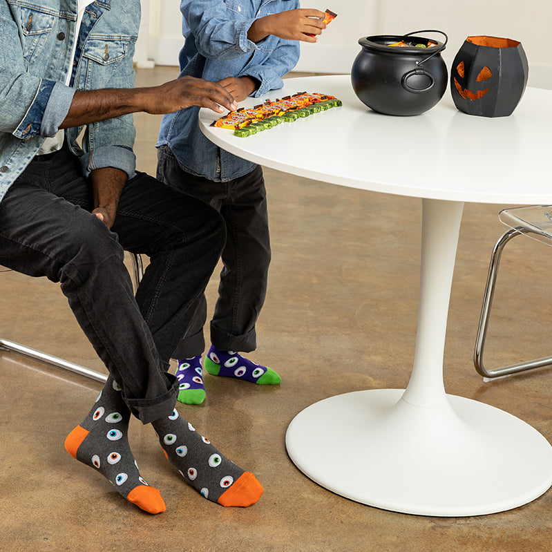 K. Bell Socks HOTSOX Men's Eyeballs Crew Socks Charcoal