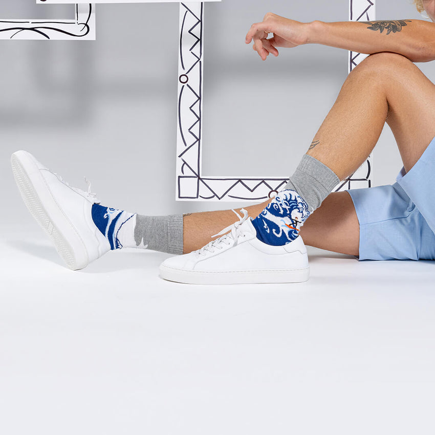 K. Bell Socks HOTSOX Men's Ride The Wave Crew Socks Blue