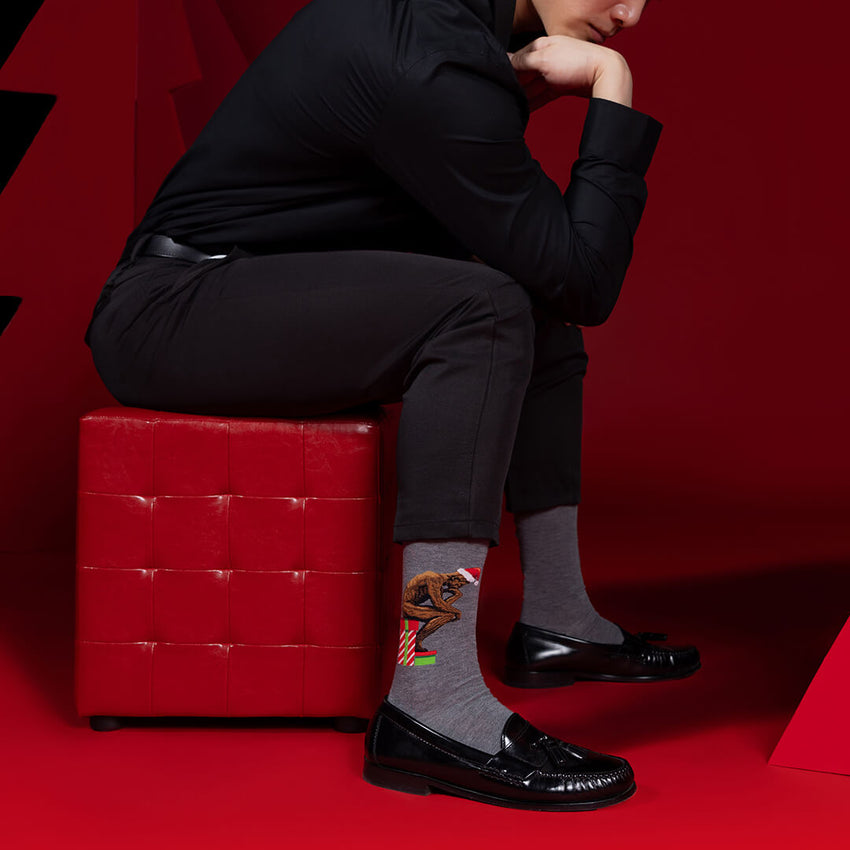 K. Bell Socks HOTSOX Men's Santa Thinker Crew Socks Gray