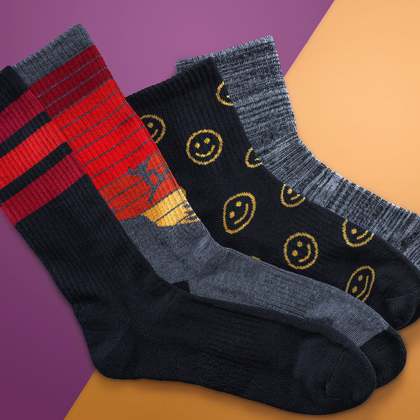 K. Bell Socks HOTSOX Men's Smiley Face Ankle Sock 2 Pair Pack Black