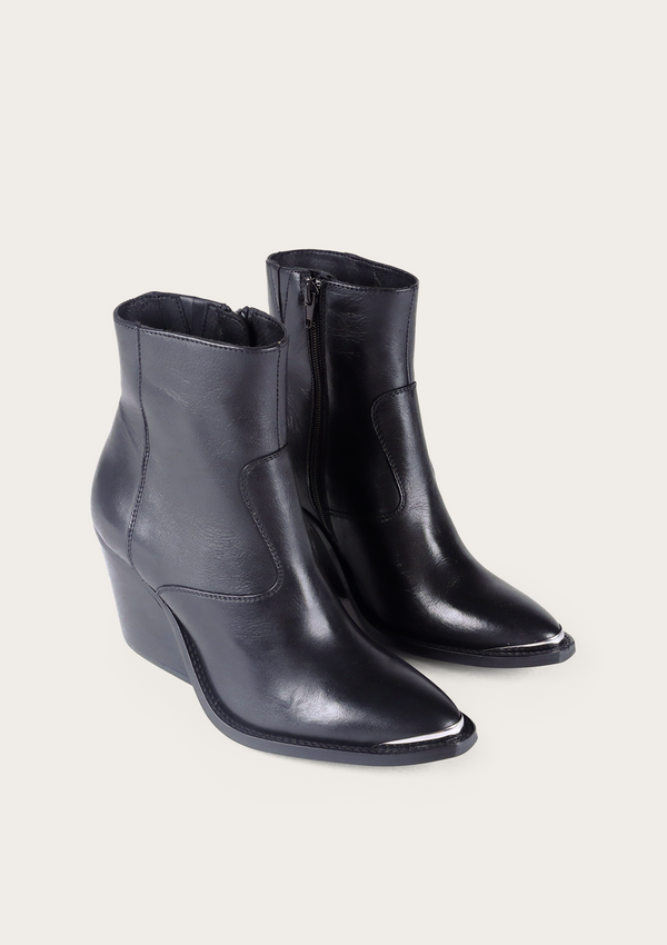 kaanas Kade Black Black