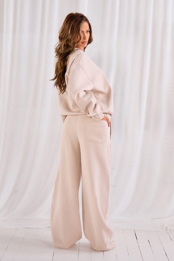 Kaiia Embossed Bubble Logo Barrel Leg Joggers Mushroom