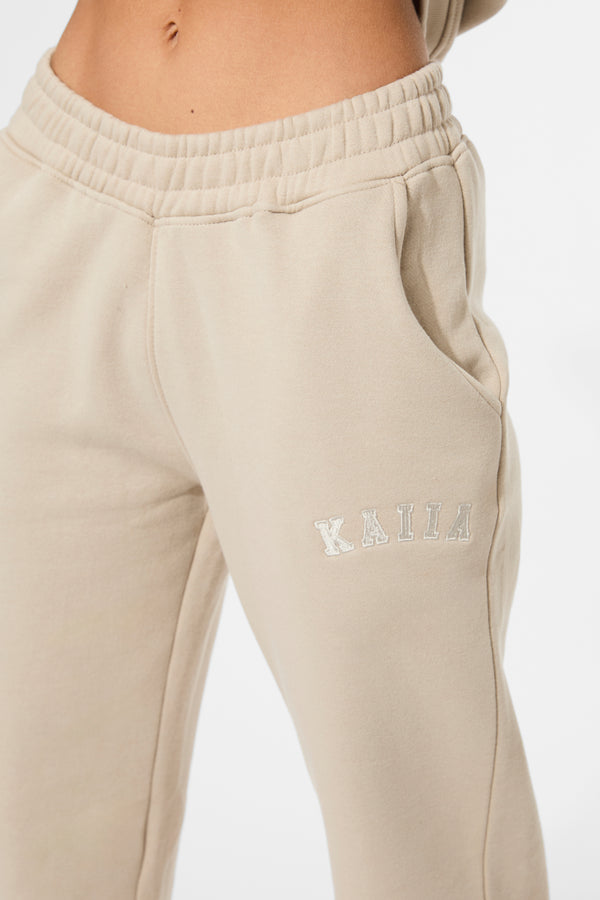 Kaiia Logo Wide Leg Sweat Pants In Stone