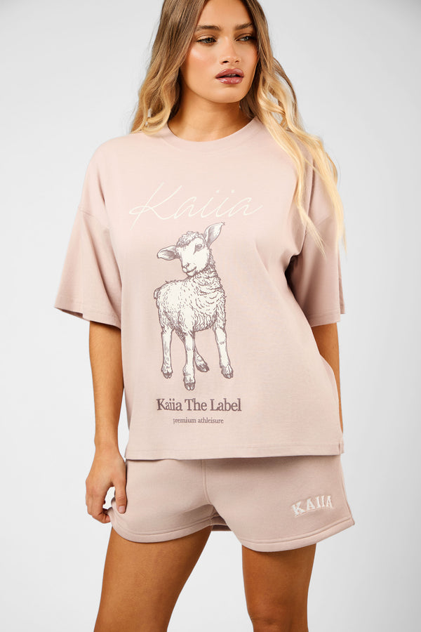 Kaiia Oversized Spring Lamb Graphic T-Shirt Champagne