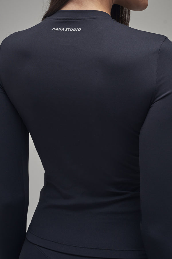 Kaiia Sculpt Long Sleeve Fitted T-shirt Black