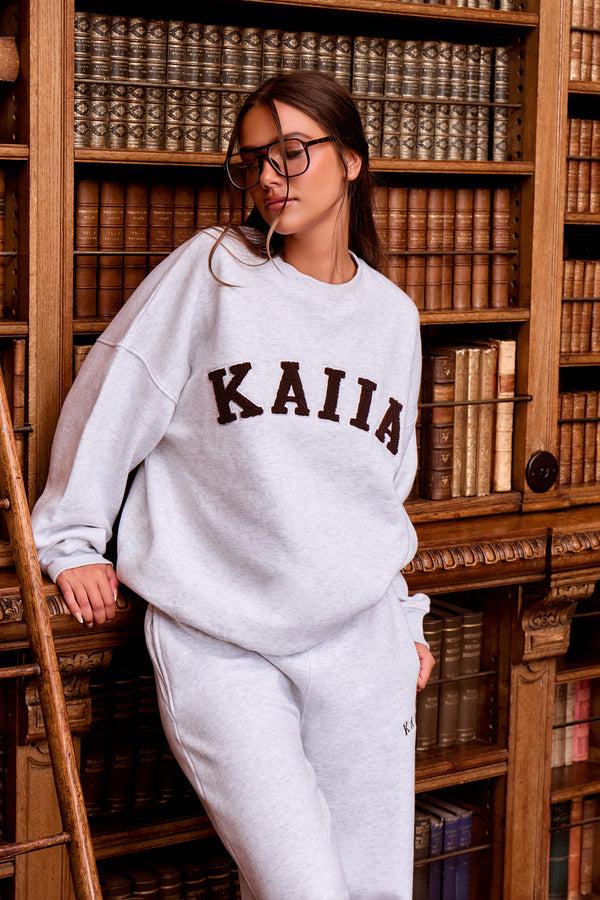 Kaiia Slogan Oversized Sweatshirt Light Grey Marl & Brown