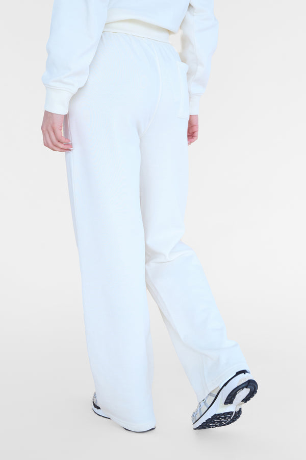 Kaiia Studio Back Pocket Wide Leg Sweat Pants Ecru