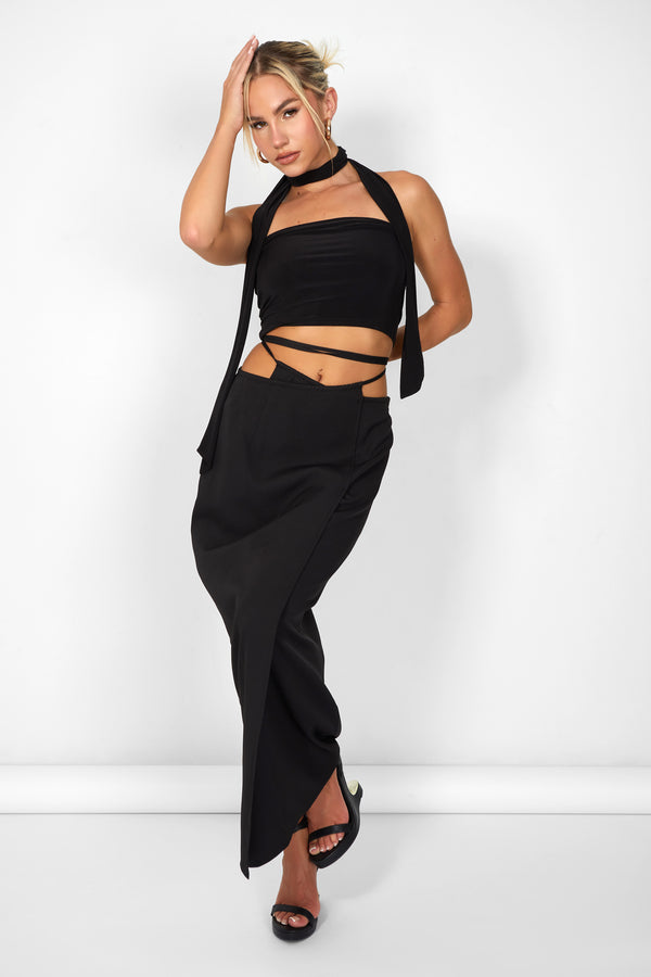 Kaiia Wrap Tie Side Maxi Skirt In Black