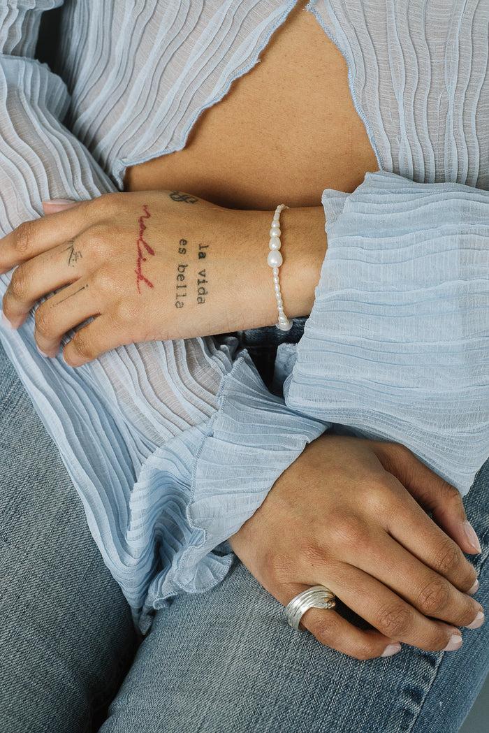 kara yoo jewelry Avery Bracelet - Pearl