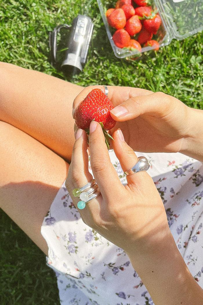 Kara Yoo Jewelry Bubble Ring - Rainbow Moonstone