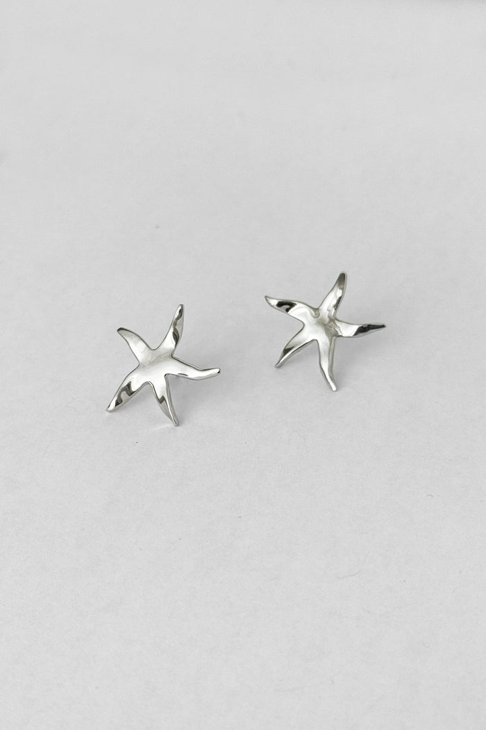 kara yoo jewelry Estelle Studs Medium
