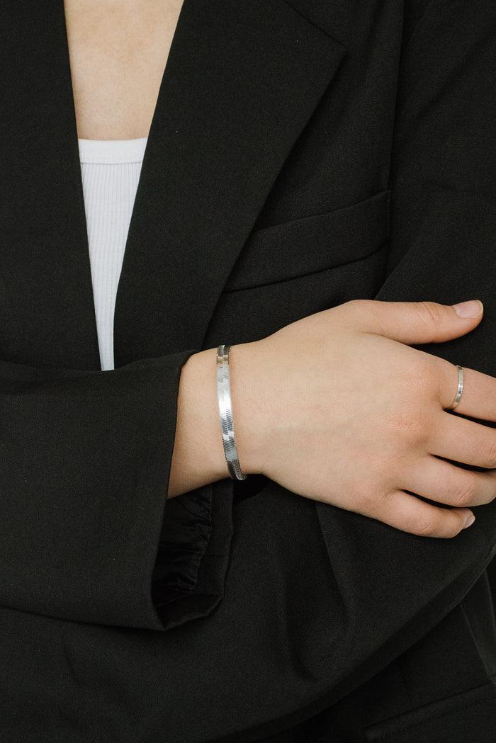 kara yoo jewelry Glacé Midi Bracelet