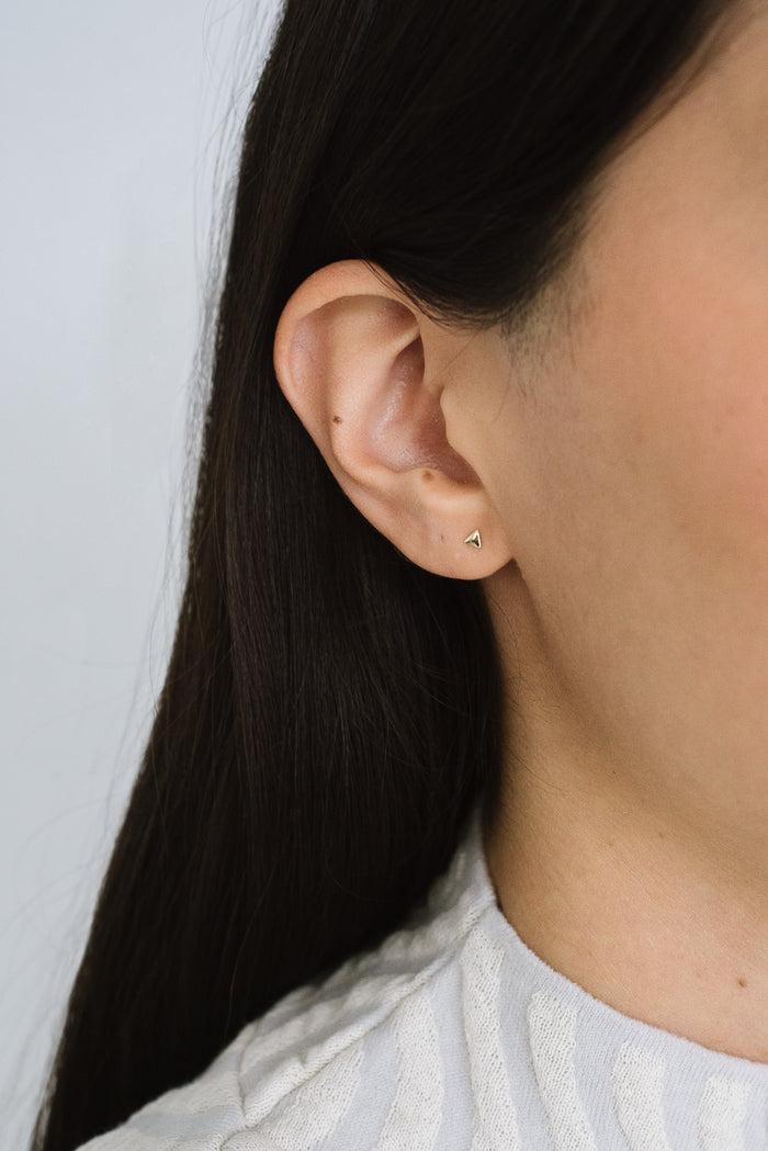 kara yoo jewelry Iris Studs Solid 14K Gold