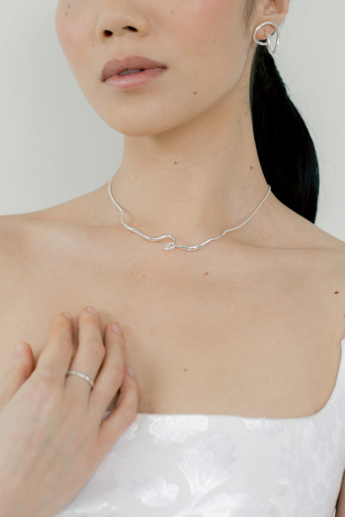 Kara Yoo Jewelry Maeva Necklace