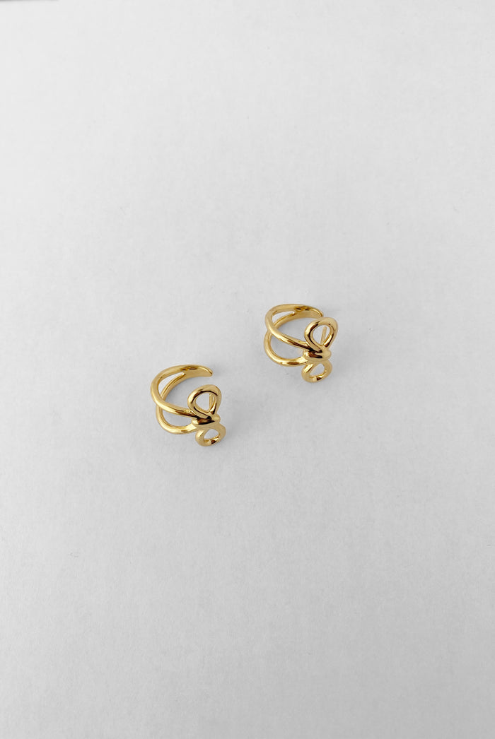 Kara Yoo Jewelry Maya Hoops