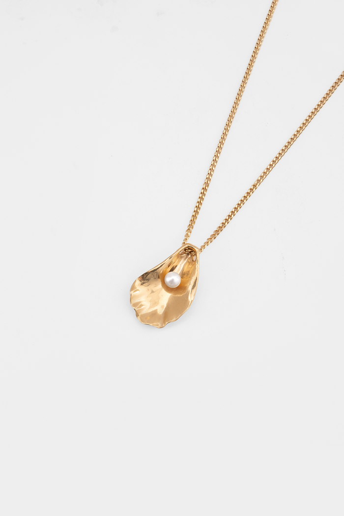 Kara Yoo Jewelry Oyster Shell Necklace