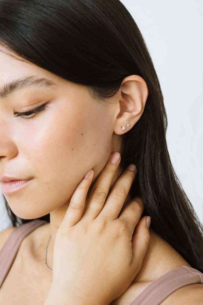 kara yoo jewelry Prism Studs 2mm