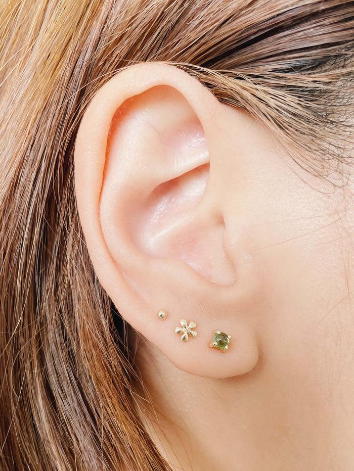 Kara Yoo Jewelry Willow Studs Solid 14K Gold