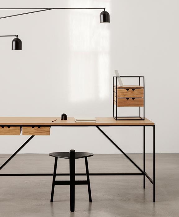 Karakter Cache Console / Paul McCobb