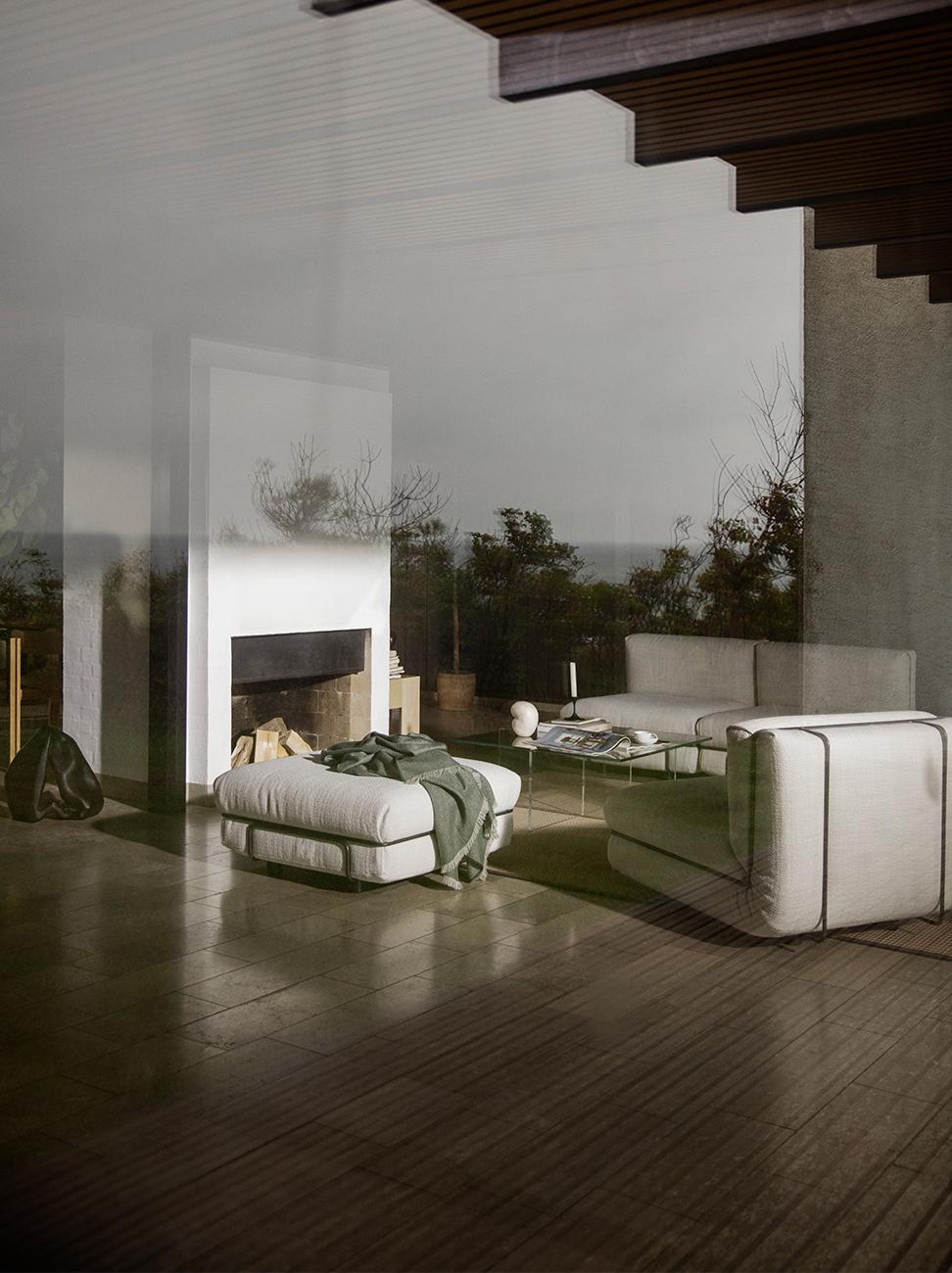 Karakter GB Lounge Pouf / Gijs Bakker