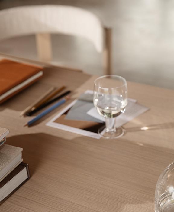 Karakter Glass Carafe 4 Glasses / Aldo Bakker