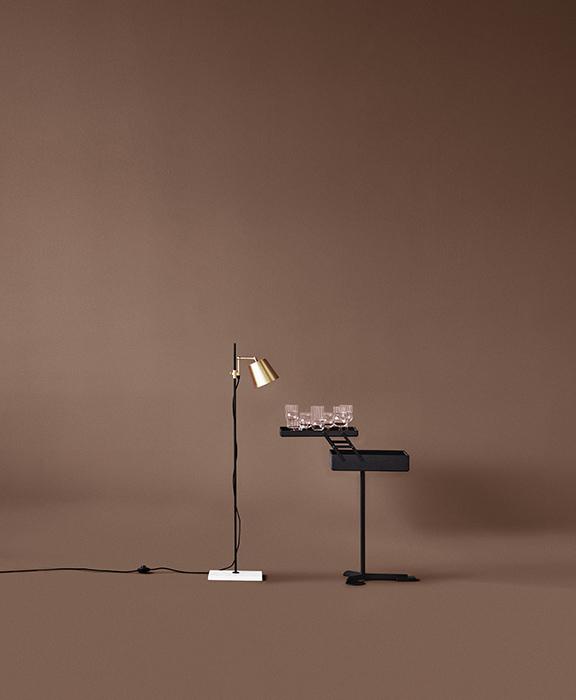 Karakter Lab Light Floor Lamp / Anatomy Design