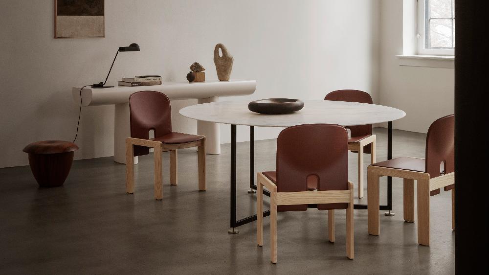karakter Scarpa 121 dining chair / Afra & Tobia Scarpa