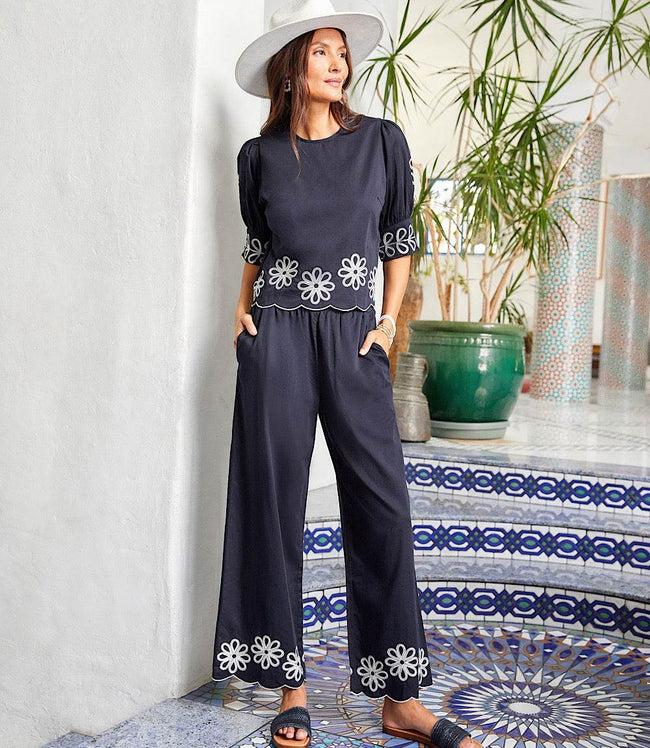Karen Kane Black/Cream Scallop Drawstring Pants Karen Kane