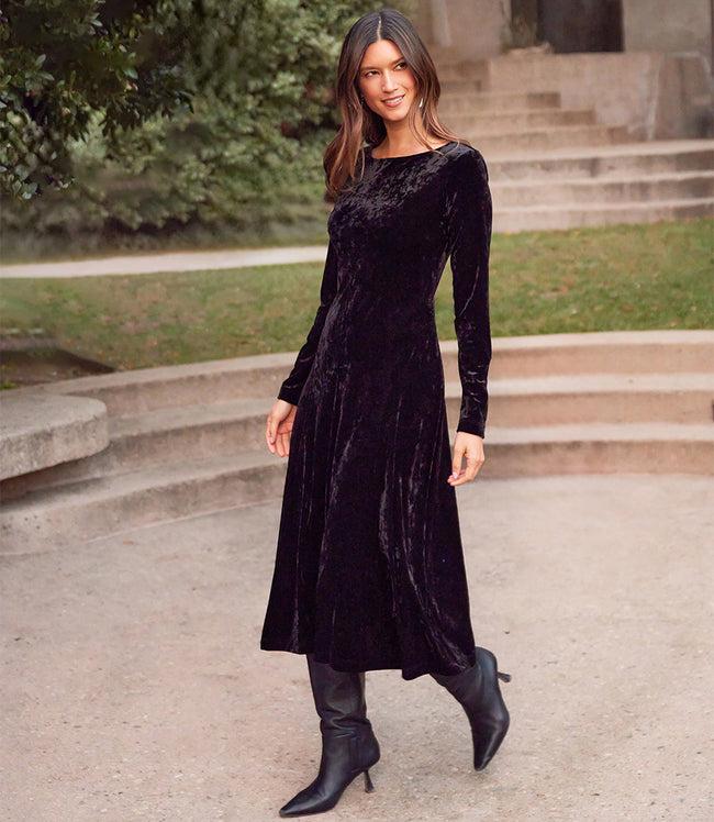 karen kane Black Kate Long Sleeve Velvet Midi Dress Karen Kane