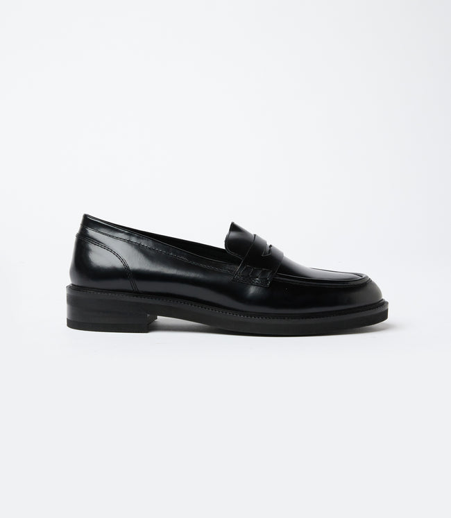 Karen Kane Black Seychelles Dover Penny Loafer Karen Kane