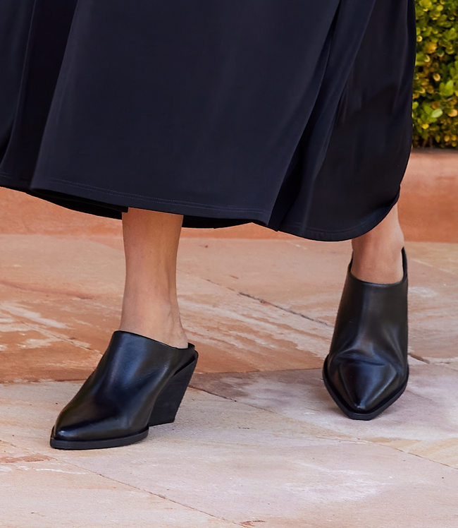 Karen Kane Black Seychelles Morning Joe Mule Boots Karen Kane